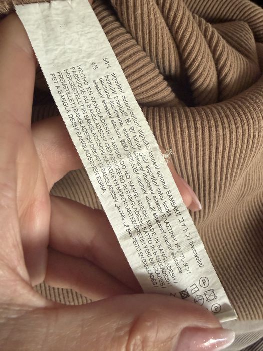 Śliczna długa sukienka Bershka S / M prążek