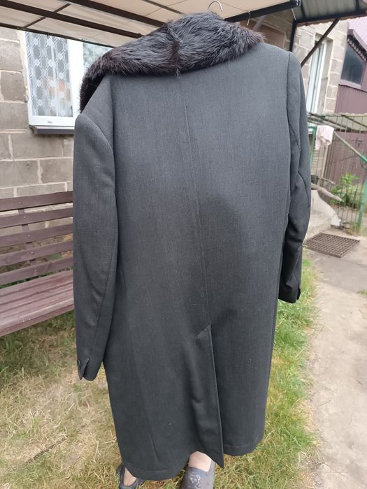 Futro meskie z kołnierzem z nutrii