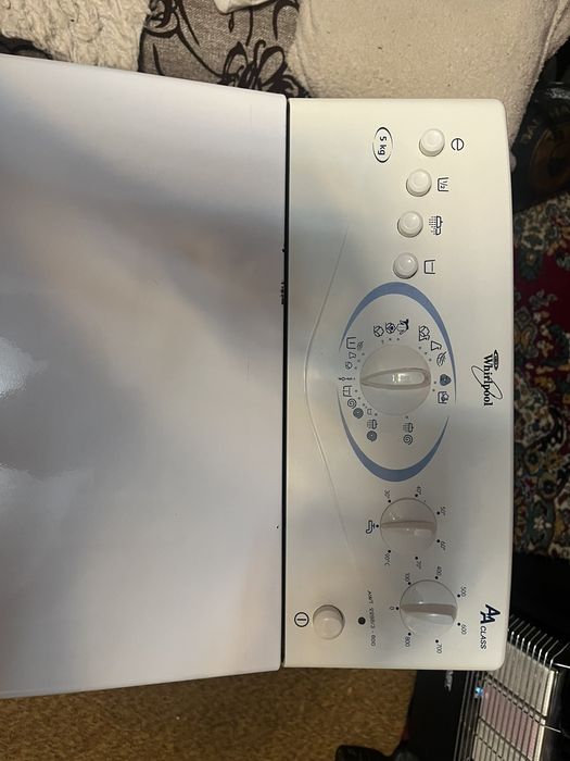 Стиральная машина Wirlpool 5кг вертикальная