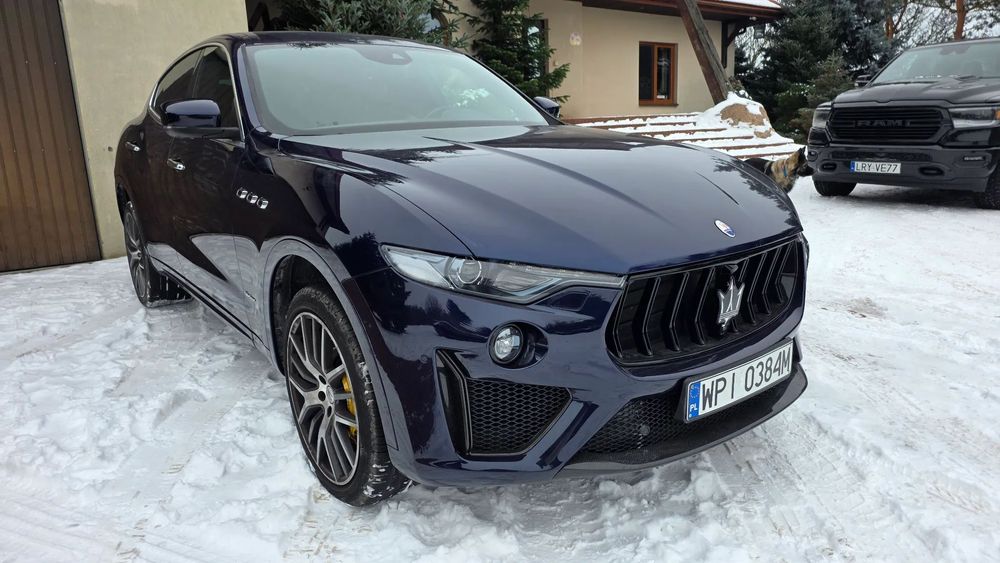 Maserati Levante S Q4 TrofeoEdytion ErmenegildoZegna Jedwab Skóra Automat Carbon Kamery