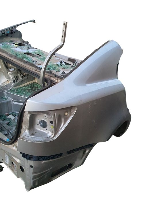 LEXUS IS220 IS250 IS350 tył dupa błotnik ćwiartka 06-12