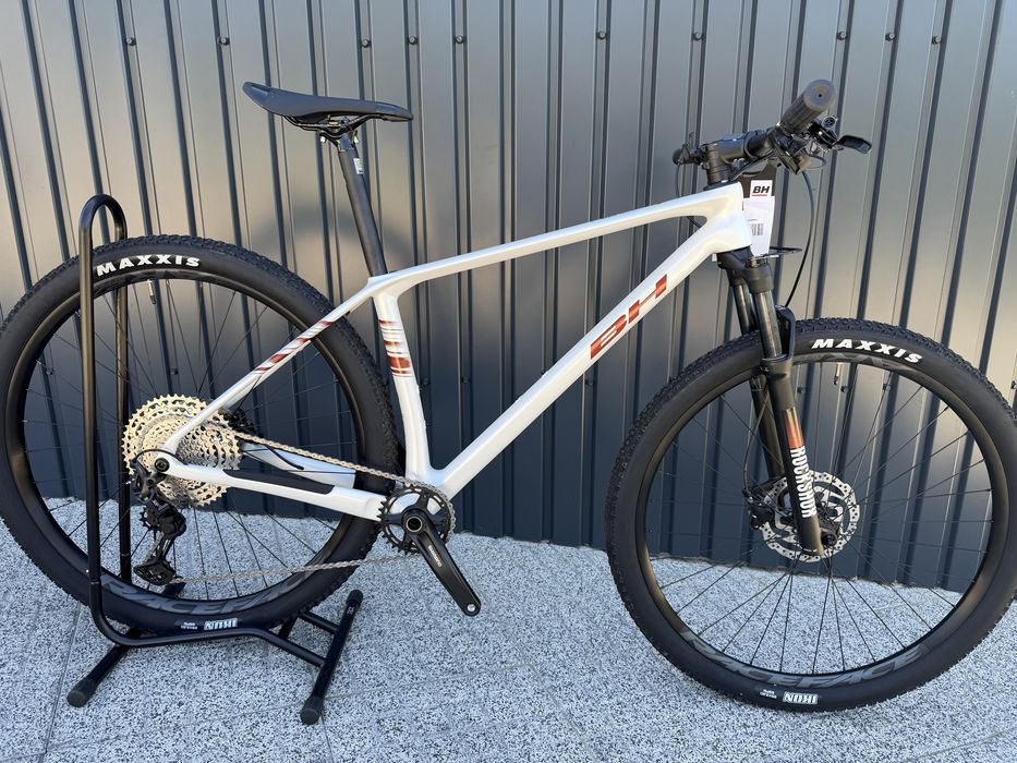 Bicicleta btt BH ultimate 6.0 nova
