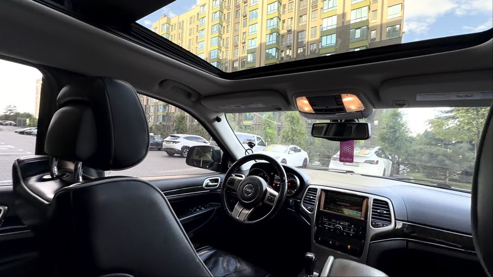 Jeep Grand Cherokee 2012 VIN 1C4RJFCM9CC228233 фото оголошення 17 з 24
