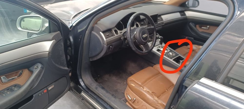 Audi A8 para peças