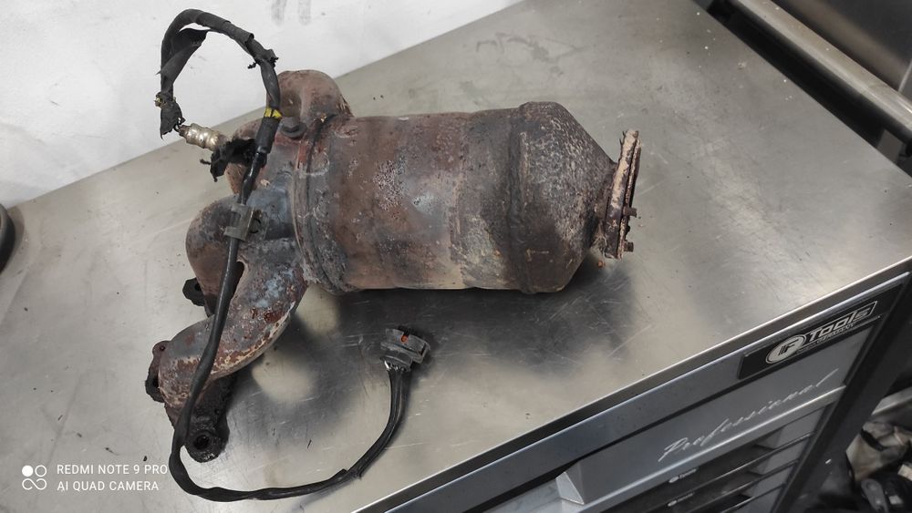 Opel Vectra C 1,8 pusta puszka kolektor wydechowy