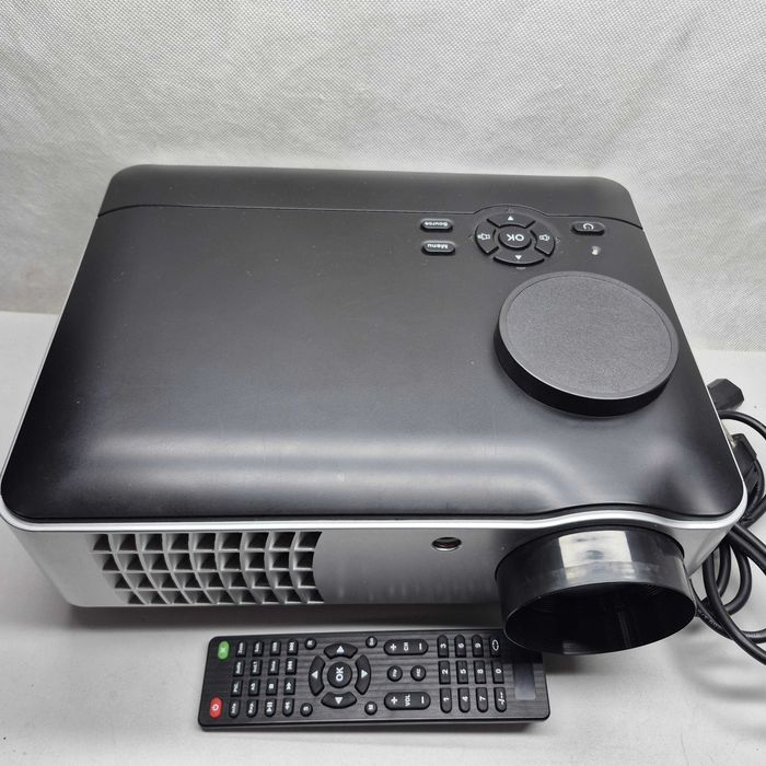 Projektor LED RD-806 Full HD HDMI; Komis Jasło Igielna