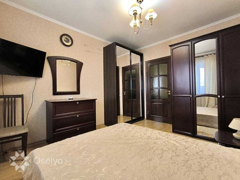 Продаж 2 кімнатної квартири з ремонтом в Києві 54 м2 Дарницький