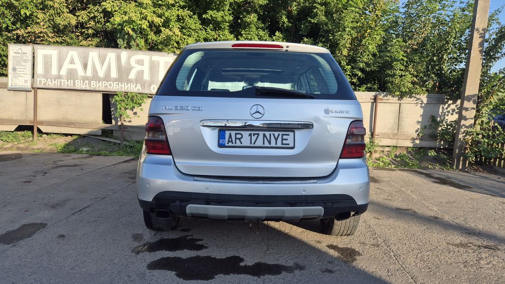 Продам авто Mersedes Benz ML320