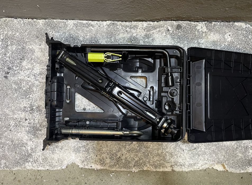 LEWAREK Zestaw naprawczy Opel VIVARO Peugeot EXPERT Citroen JUMPY