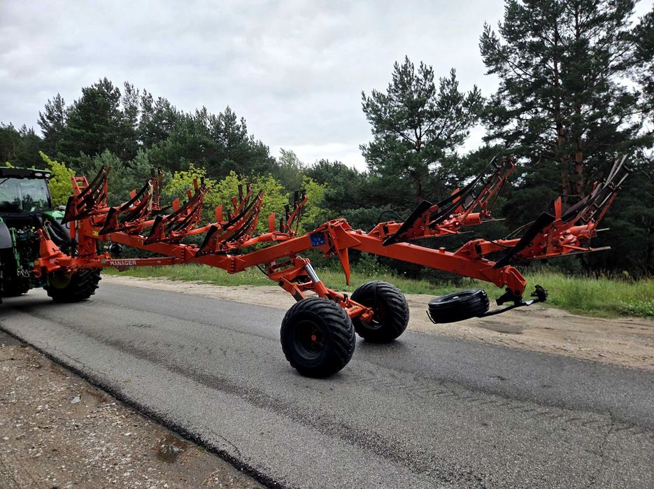 Pług 6 skibowy kuhn manager