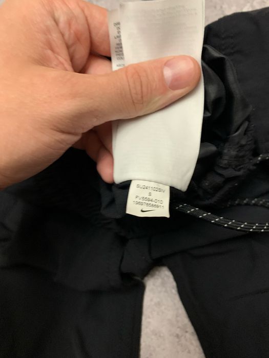 Нейлонові штани карго Nike Airmax