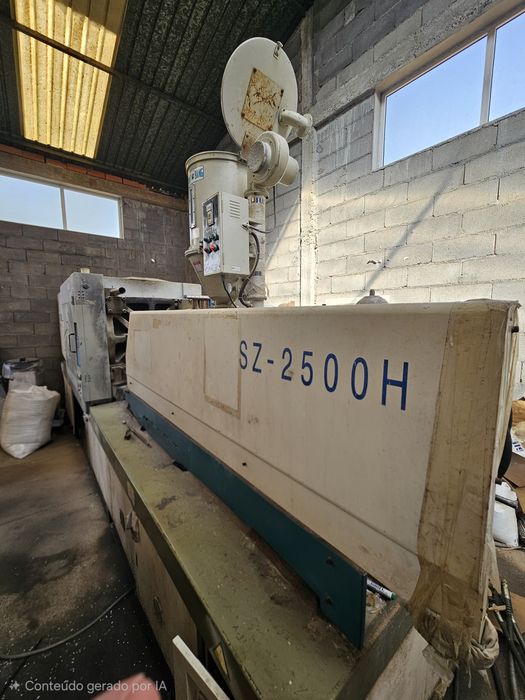 Máquina injeção 250ton