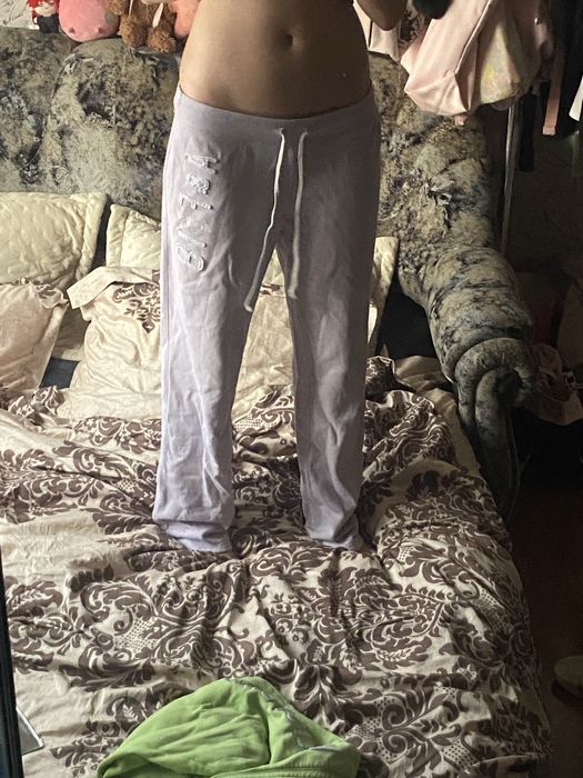 Бузкові штани Abercrombie & Fich