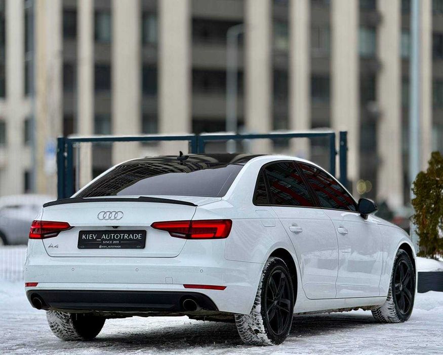 Продаж Audi A4 B9