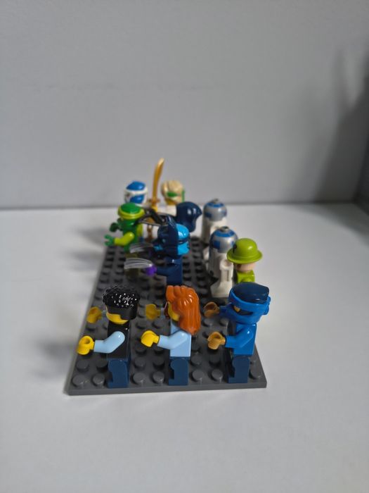 Lego figurki Star Wars itp