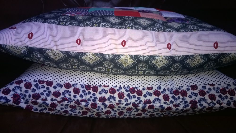 Наволочки на диванні подушки печворк