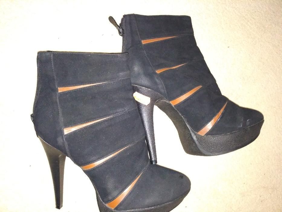 Продам новые весенние ботинки