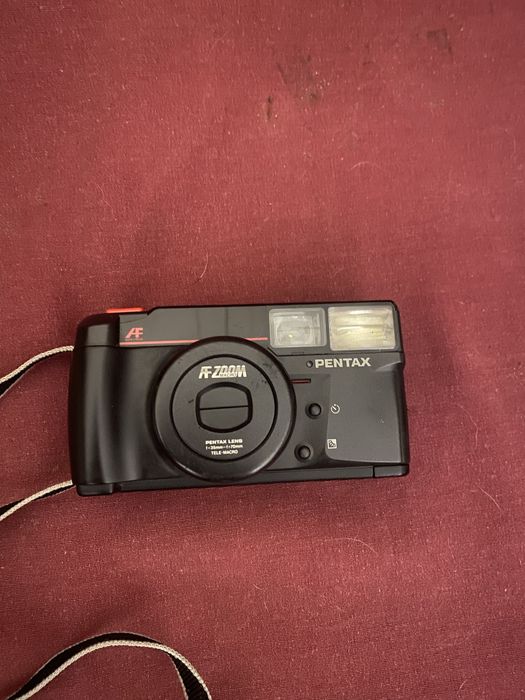 Maquina fotografica Pentax Zoom 70-S