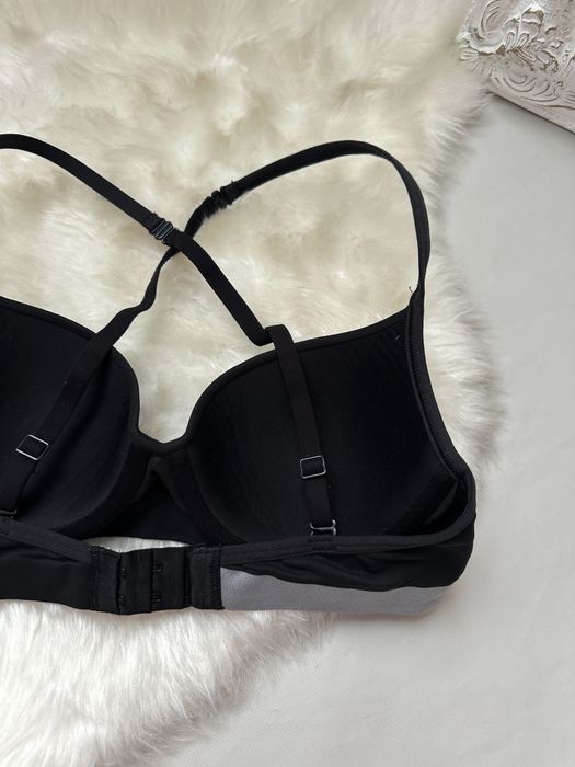 Чорний бюстгалтер Calvin Klein