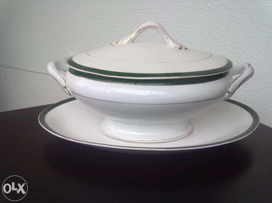 Conjunto de Loiças antiga " Terrinas"