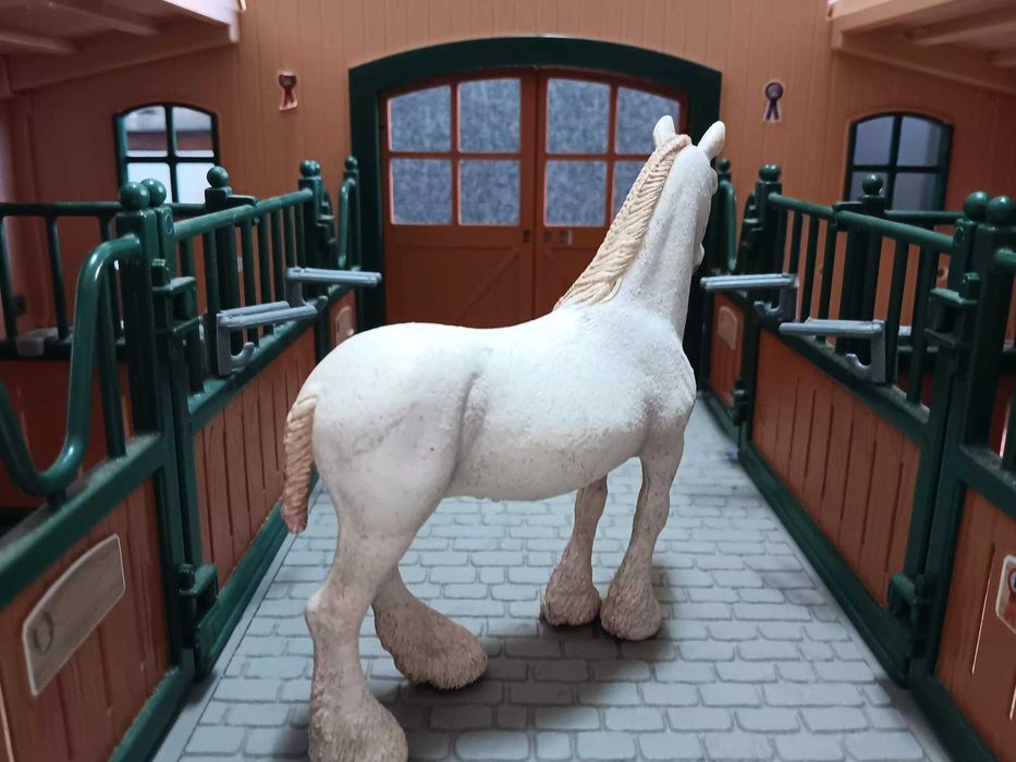 Schleich, brinquedos