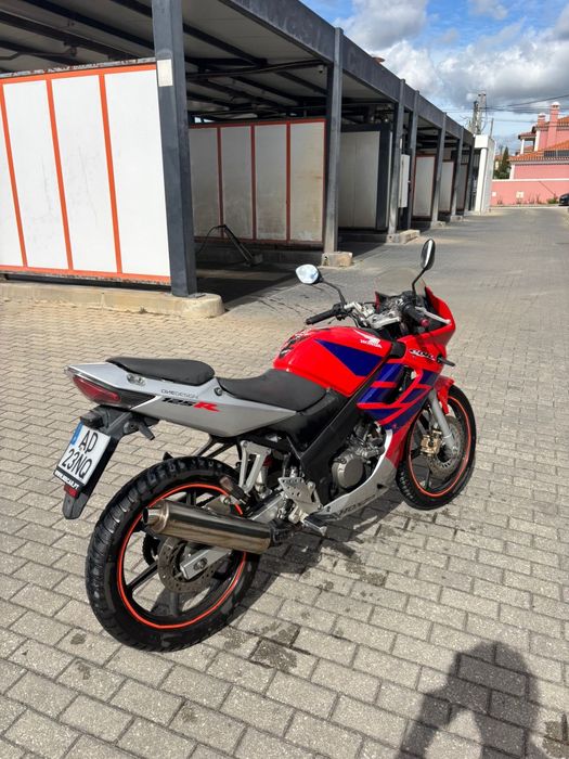 Cbr 125r 2006 (pronta a andar)