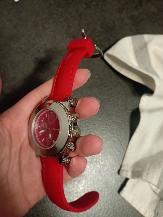 Часи мужские женские Alberto Kavalli