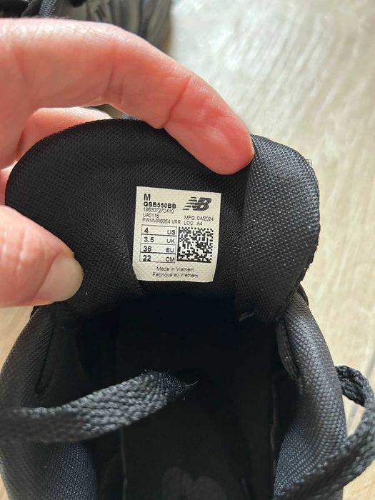 Підліткові фірмові кросівки New Balance модель 550 36р 22см стопа