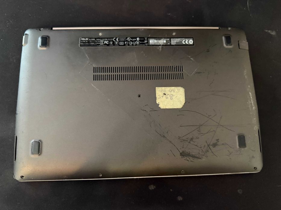 ASUS VivoBook S200E (S200E-CT163H) Сенсорний.