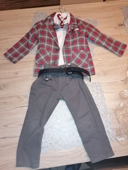 Sprzedam garnitur rozmiar 92