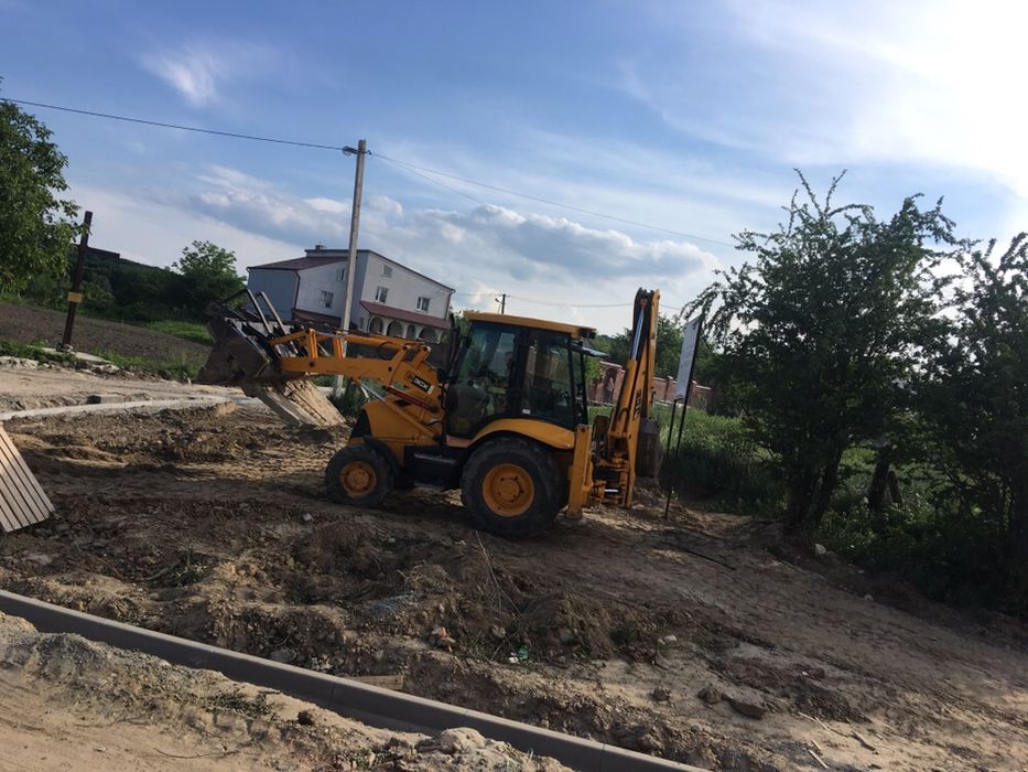 Послуги ескаватора JCB 4cx / 3cx