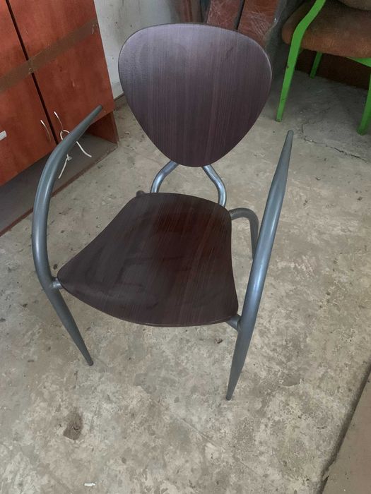 Стільці, стільці крісла