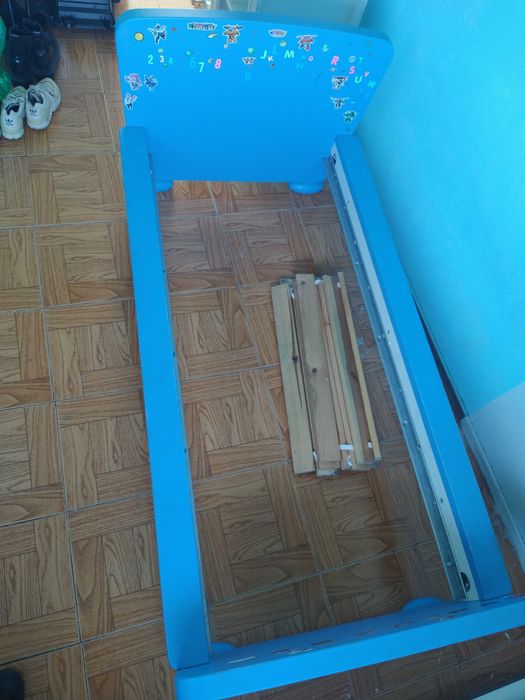 Cama criança com estrado
