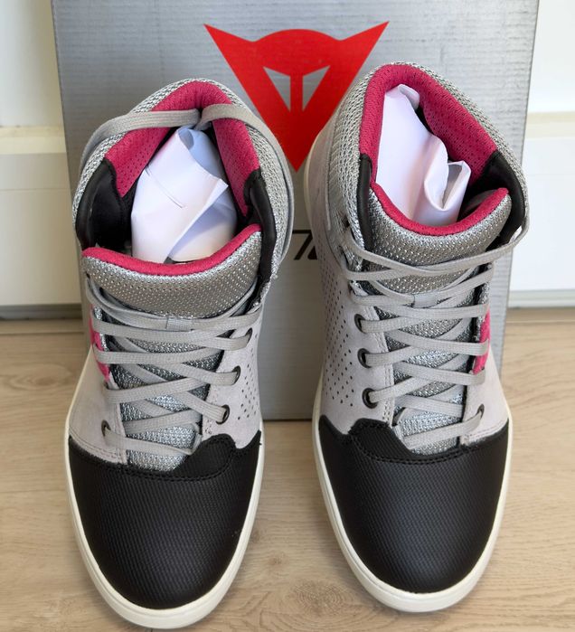 Botas NOVAS Dainese Senhora, York Air Lady. 33% DESCONTO. Nr 37