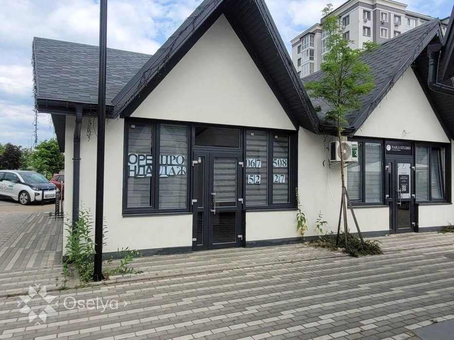 Продаж комерційного приміщення 21.7 м² у центрі Бучі 33000$
