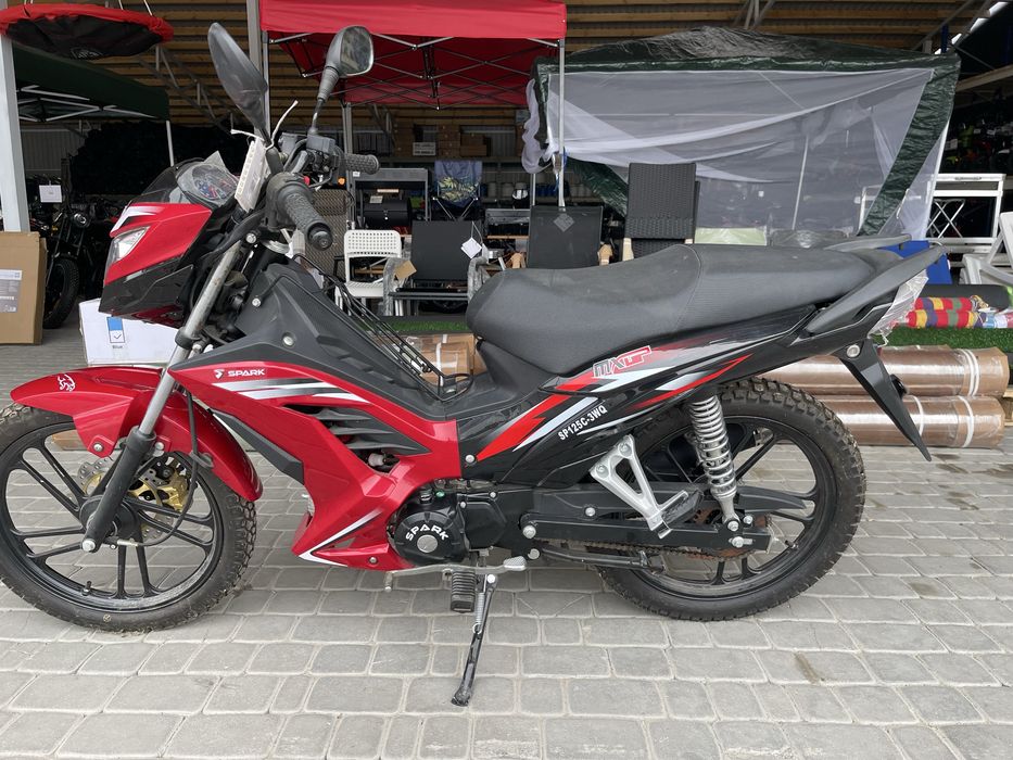 Spark SP125C-3WQ — стильний та економний дорожній мотоцикл для щоденного використання