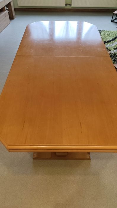 Sprzedam stół i stolik kawowy do salonu