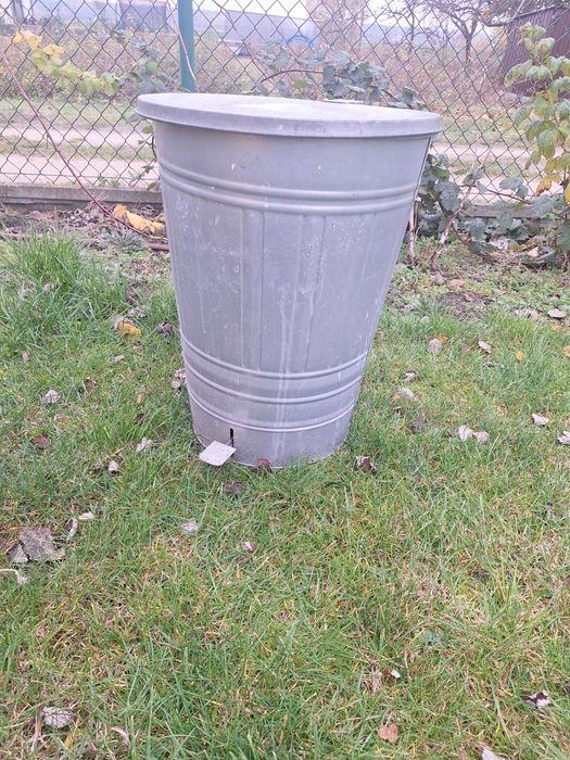 Kosz na śmieci ocynkowany 60 litrowy