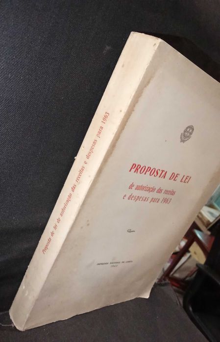 Proposta de Lei  de autorização das receitas e despesas para 1963