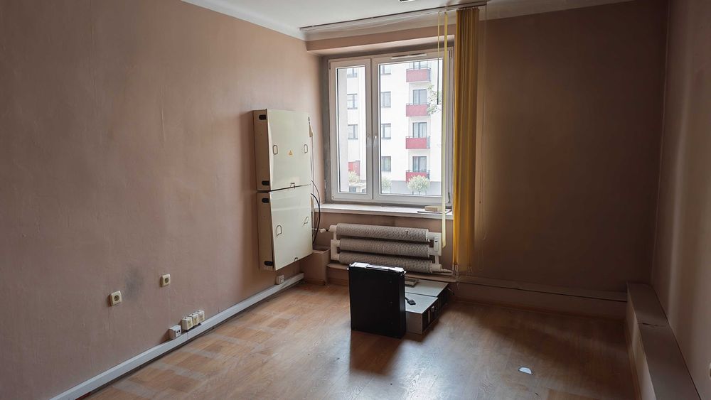 Odstąpię lokal użytkowy 17,41 m² – Ruda Śląska (Halemba) | BEZ ODSTĘPNEGO!