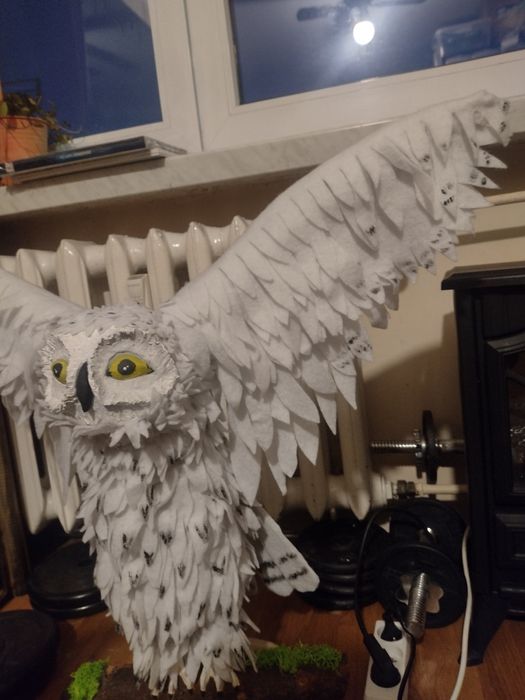 Ogromna sowa śnieżna Hedwiga