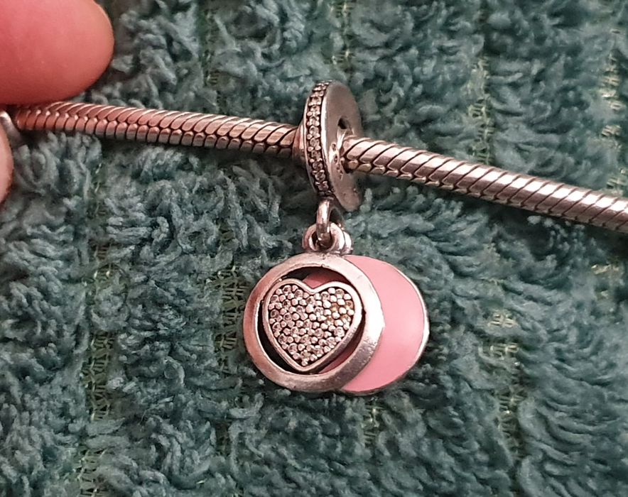 Charms Pandora Serce