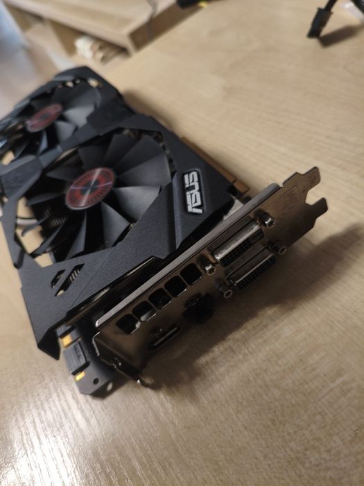 Karta graficzna ASUS GeForce GTX 970 Strix 4 GB