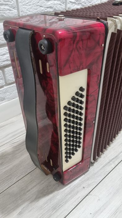 Akordeon Royal Standard 60
