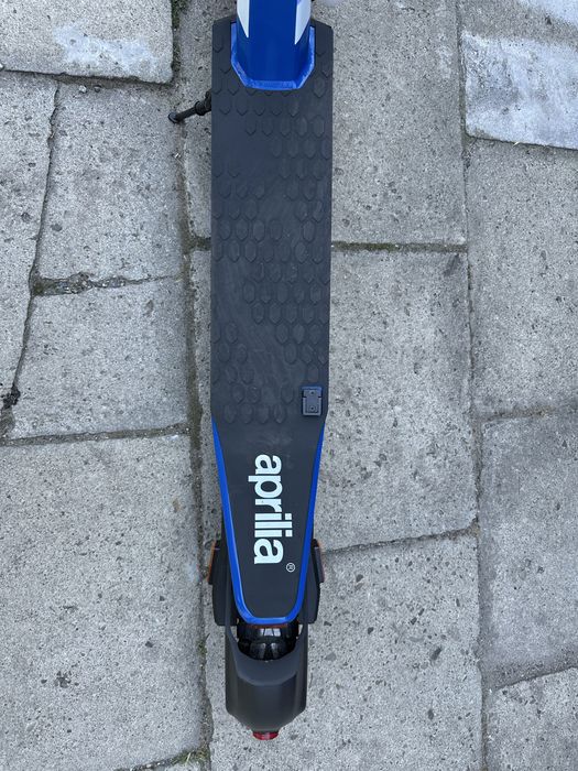 Hulajnoga Elektryczna Aprilia