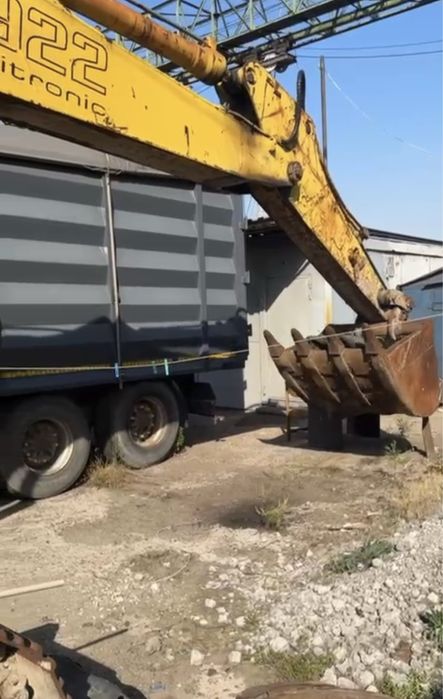 Продам Екскаватор