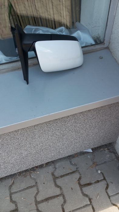 Sprzedam lusterko boczne prawe Venga