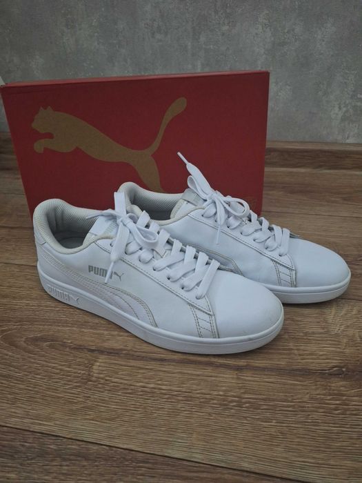 Шкіряні кросівки чоловічі бренду Puma Smash v2 L, розмір 41