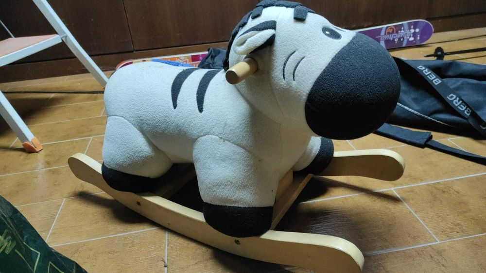 Cavalinho de baloiço Imaginarium