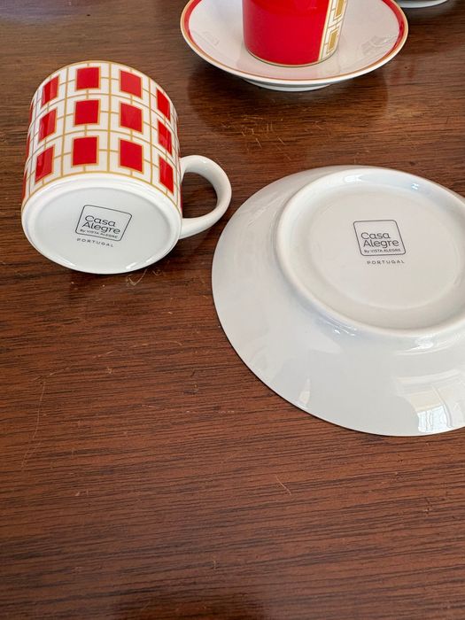 12 chávenas de café novas  da Casa Alegre ( by Vista Alegre)